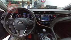 تۆیۆتا کامری